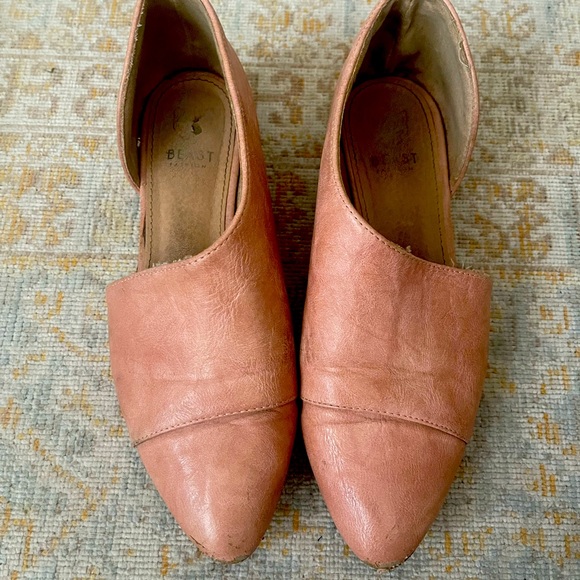 Beast Fashion, pointy mule flats - Picture 1 of 6